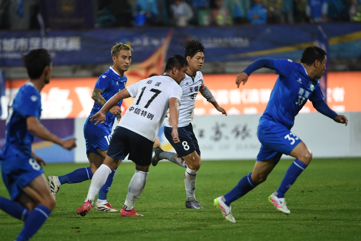 阿贾克斯换帅后的最新消息今天