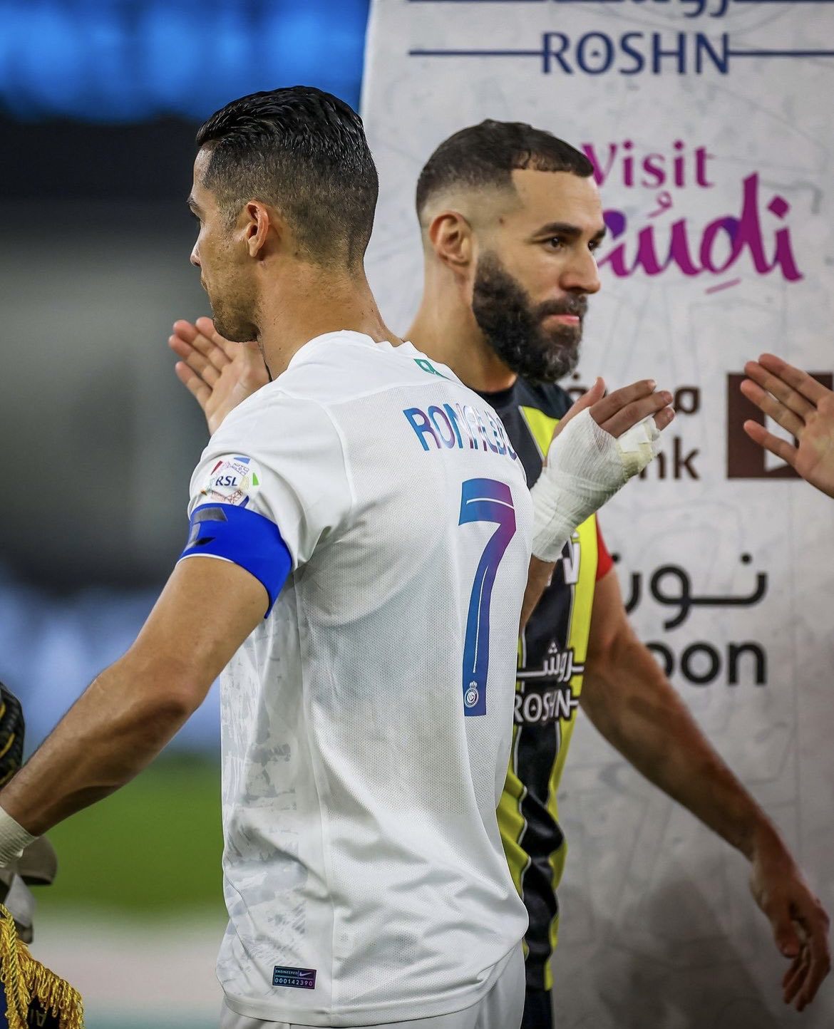 荷甲冲刺阶段走向成谜，罗马更衣室发声，质疑声仍在，训练强度明显提升(荷甲2024至2025积分榜)