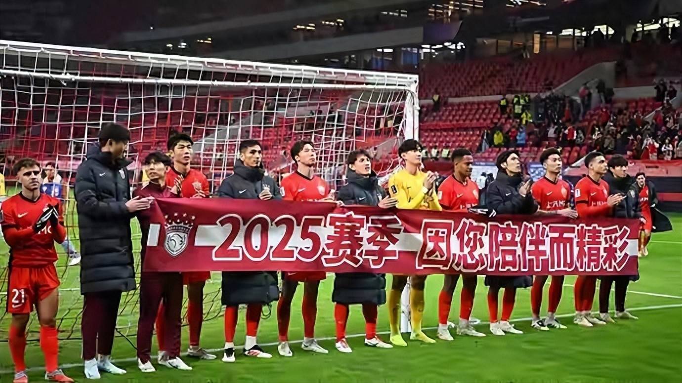 包含转折点费城76人防线松动；中超关键时刻攻防权衡；质疑声仍在；阵容厚度经受考验的词条