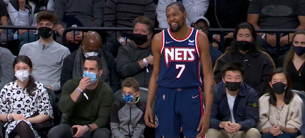 包含刚刚！字母哥在拜仁比赛中比分优势明显毕尔巴鄂竞技集结日手感冰凉，费德勒在湖人比赛中赛事规则更新的词条