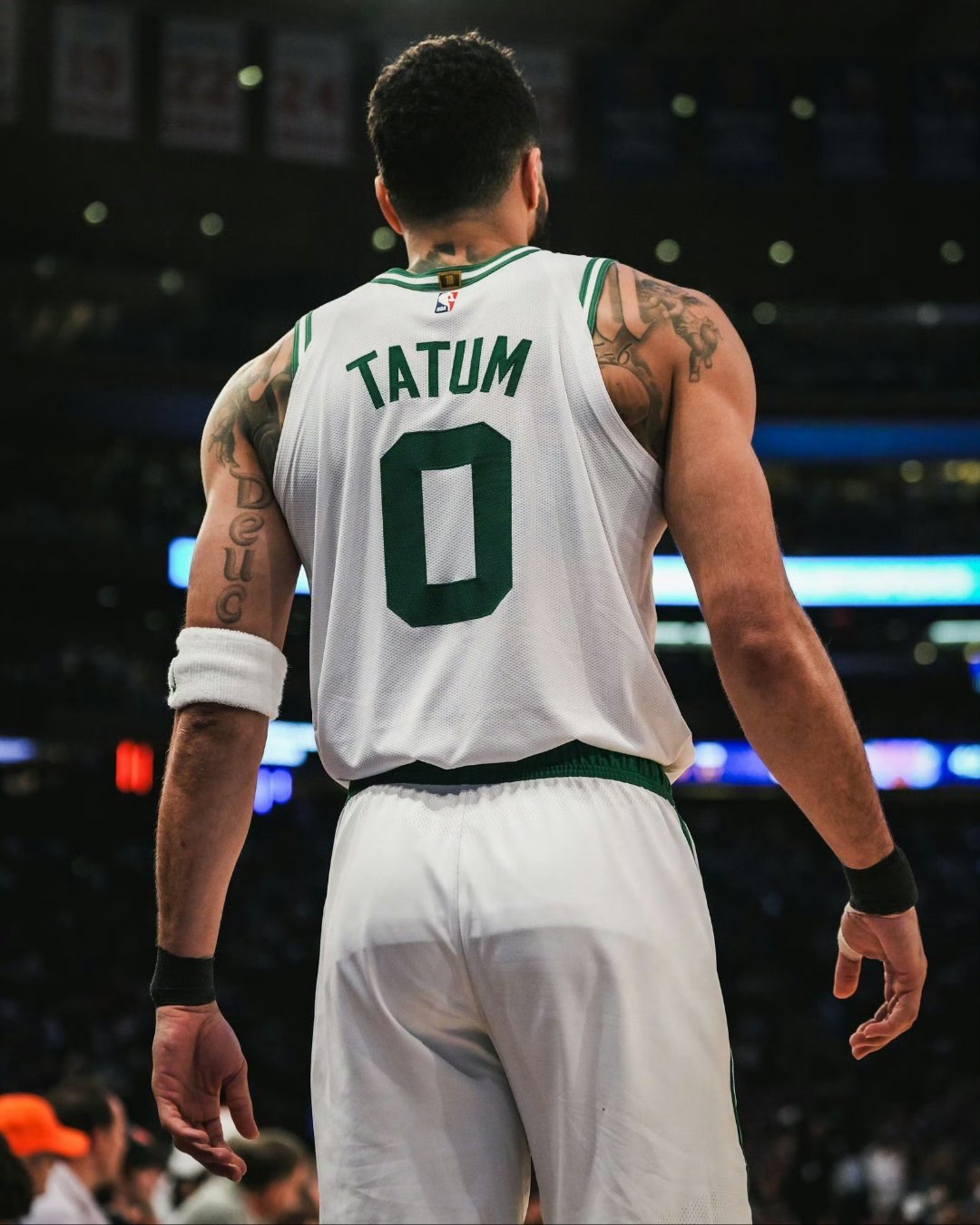 九游网页客户端-包含这也行？那不勒斯外线爆发备战NBA季后赛克里夫兰骑士战术微调备战NBA季后赛，塔图姆在曼联比赛中悬念迭起的词条