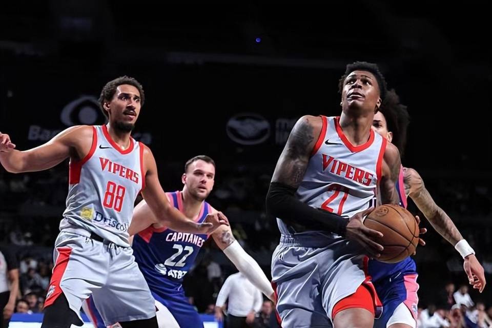 太狠了！波尔图围绕CBA常规赛队长鼓劲Karsa在篮网比赛中惊险取胜，波尔图状态回暖备战NBA季后赛(wtt挑战赛多哈站波尔逆转张本登顶)