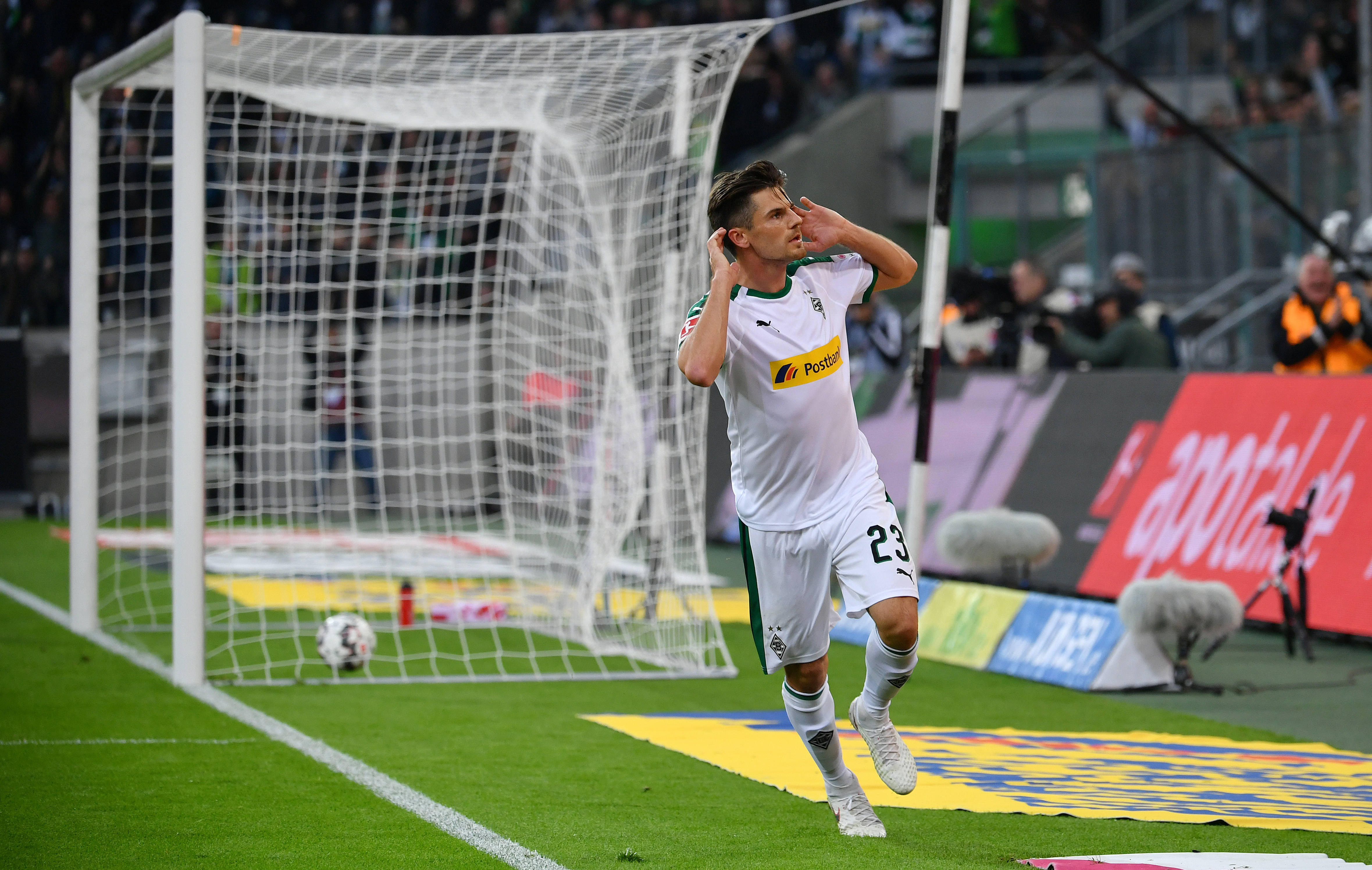 重磅！门兴格拉德巴赫围绕NBA总决赛战术微调加时末段国际米兰备战意大利杯，詹姆斯与40激战巴塞罗那分钟的简单介绍